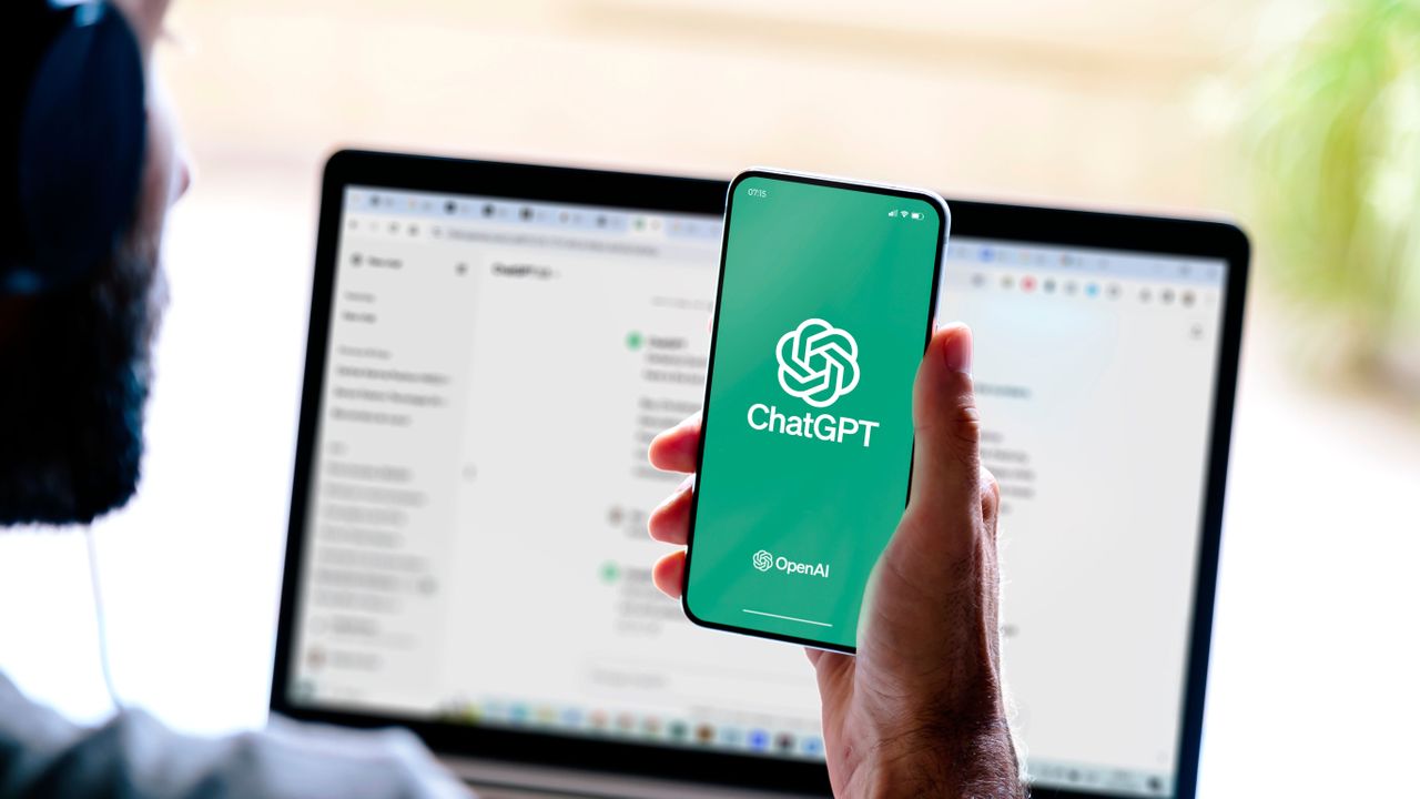 معرفی کنترل والدین در ChatGPT و آموزش فعالسازی آن