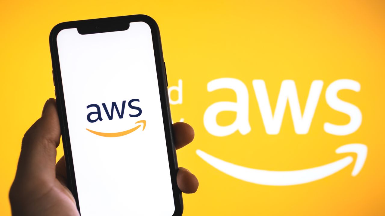 دلایل قطعی گسترده AWS و نحوه رفع مشکل سرورهای آمازون