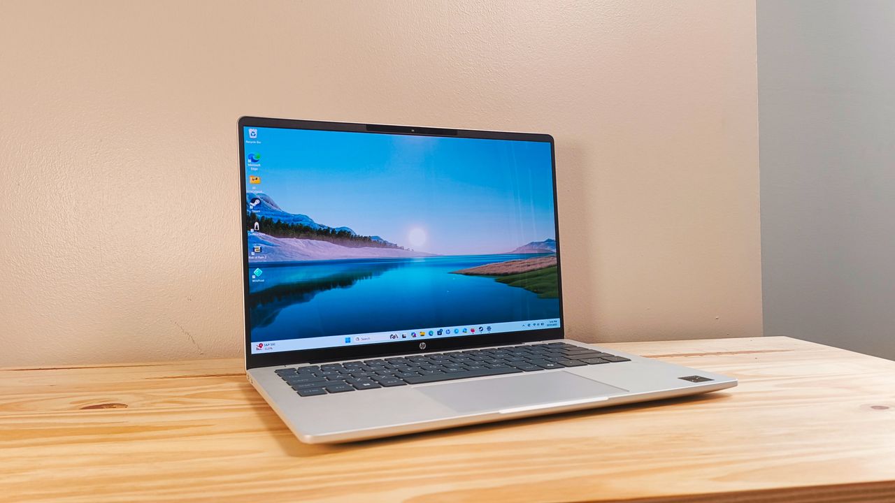 بررسی لپ تاپ HP OmniBook 5 با طراحی و عملکرد قدرتمند