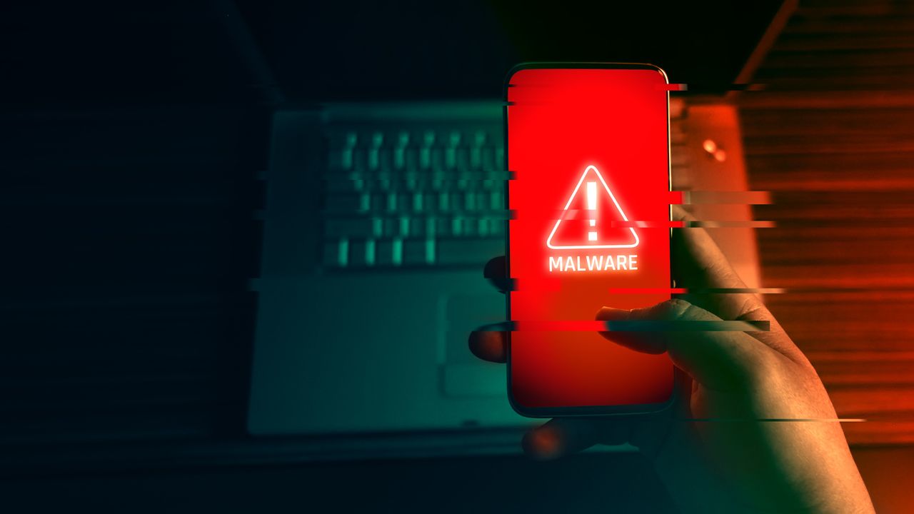 خطرات استفاده از برنامه های اشتراک فایل رایگان و ناامن