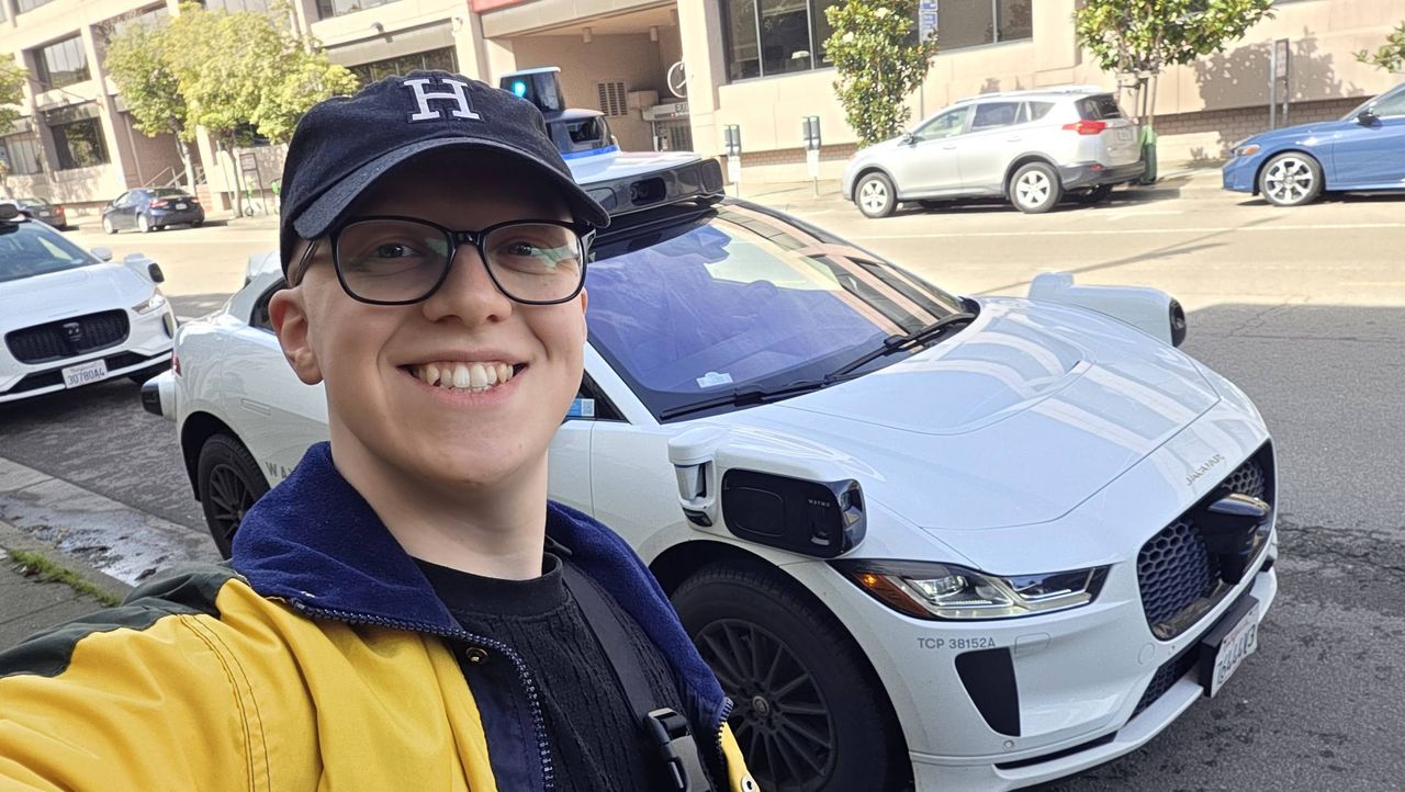 پایلوت خودروهای خودران Waymo در لندن آغاز می‌شود