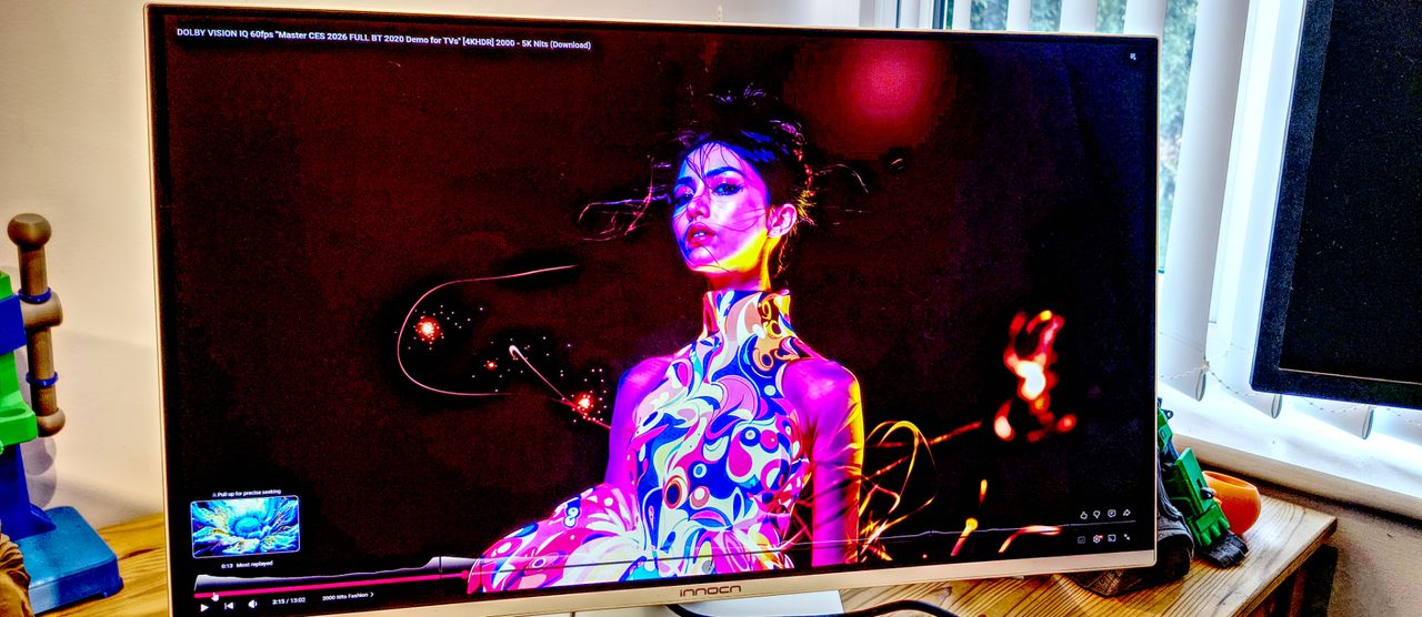 بررسی مانیتور INNOCN GA27S1Q با پنل QD OLED 27 اینچ