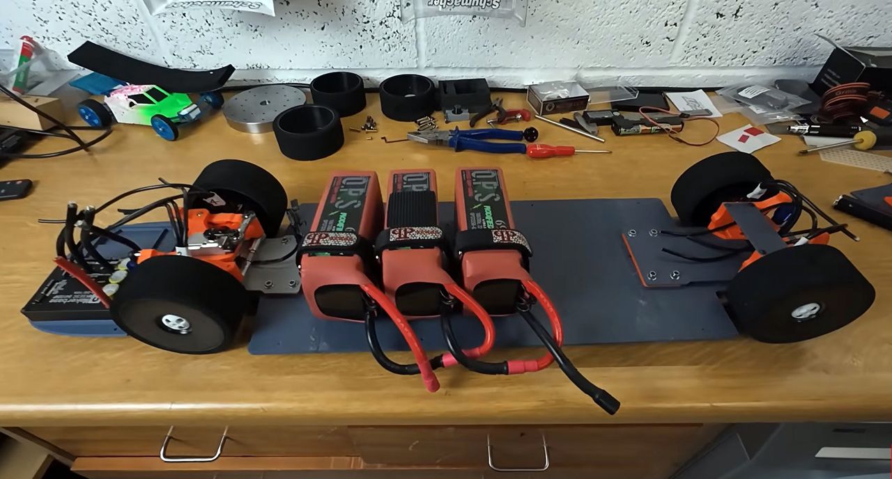 سریع‌ترین خودروی کنترلی چاپ سه‌بعدی با سرعت ۴۰۰ کیلومتر